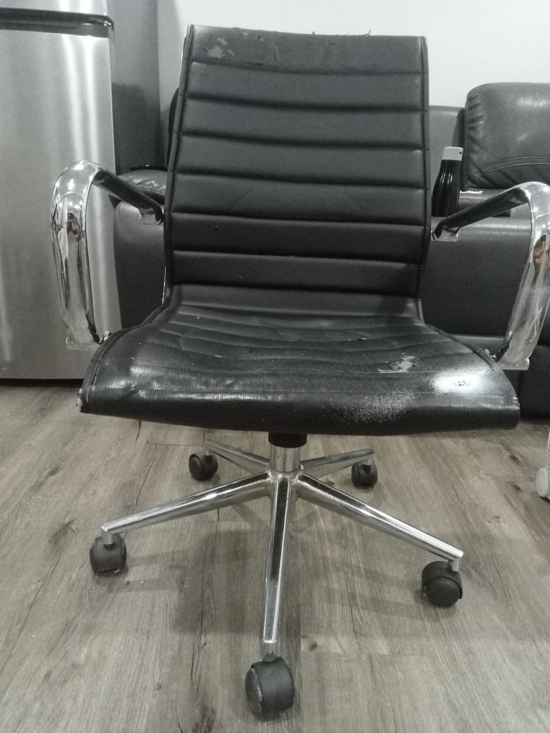 Office chair - photo 2