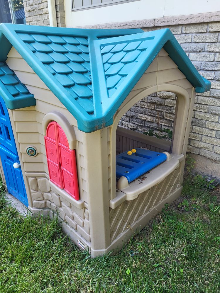 Little Tikes Outdoor Playhouse - photo 2