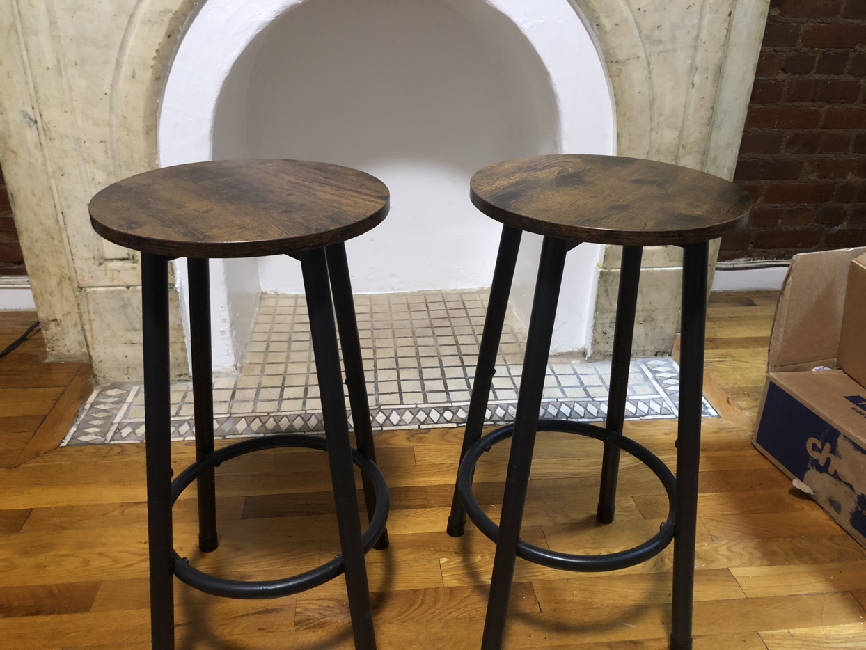 Kitchen Island/Bar with Stools - photo 2