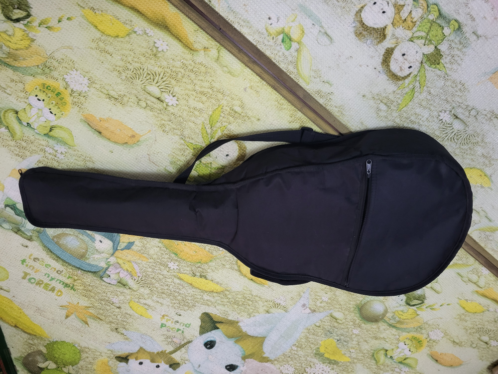 selling 3/4 size guitar - photo 3