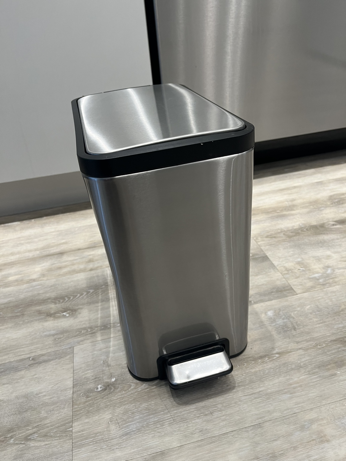 Stainless Steel Step Trash Can thumbnail