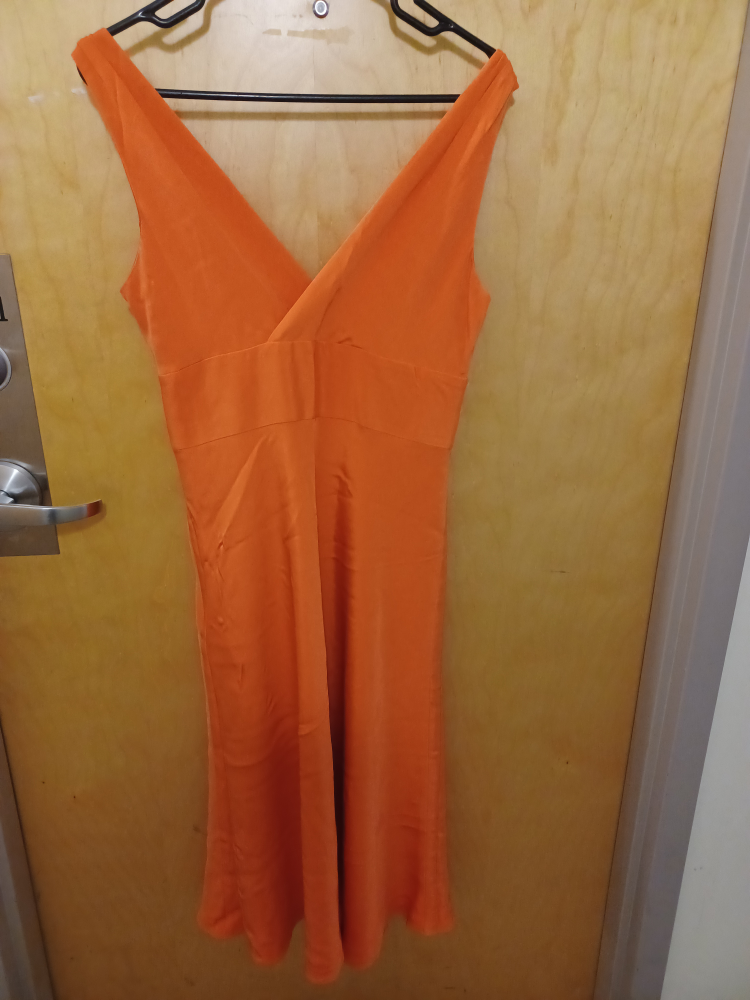 silk dress image indicator(2)