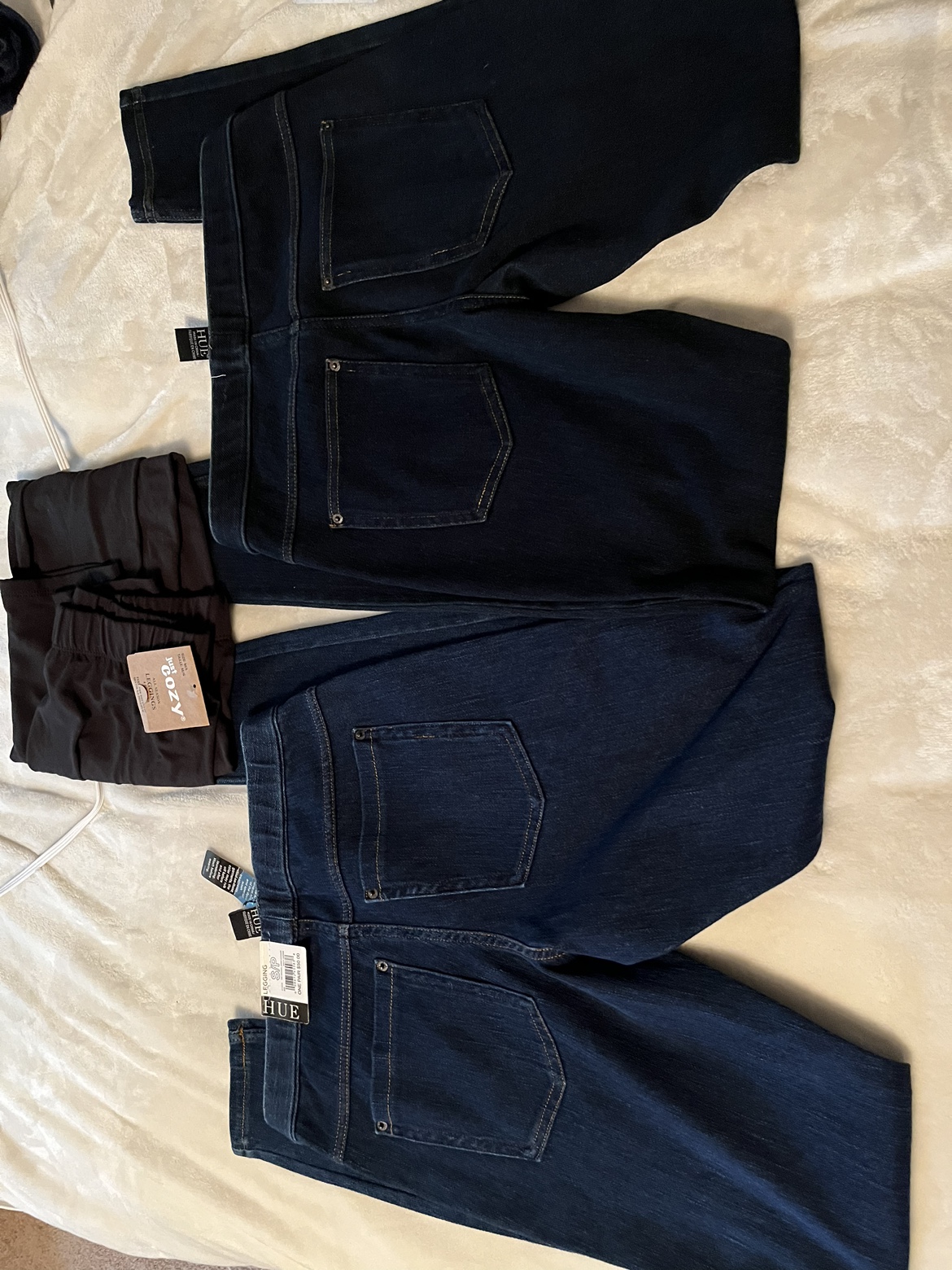 BNWT 2 pr HUE stretch jean/leggings. Size small image indicator(6)