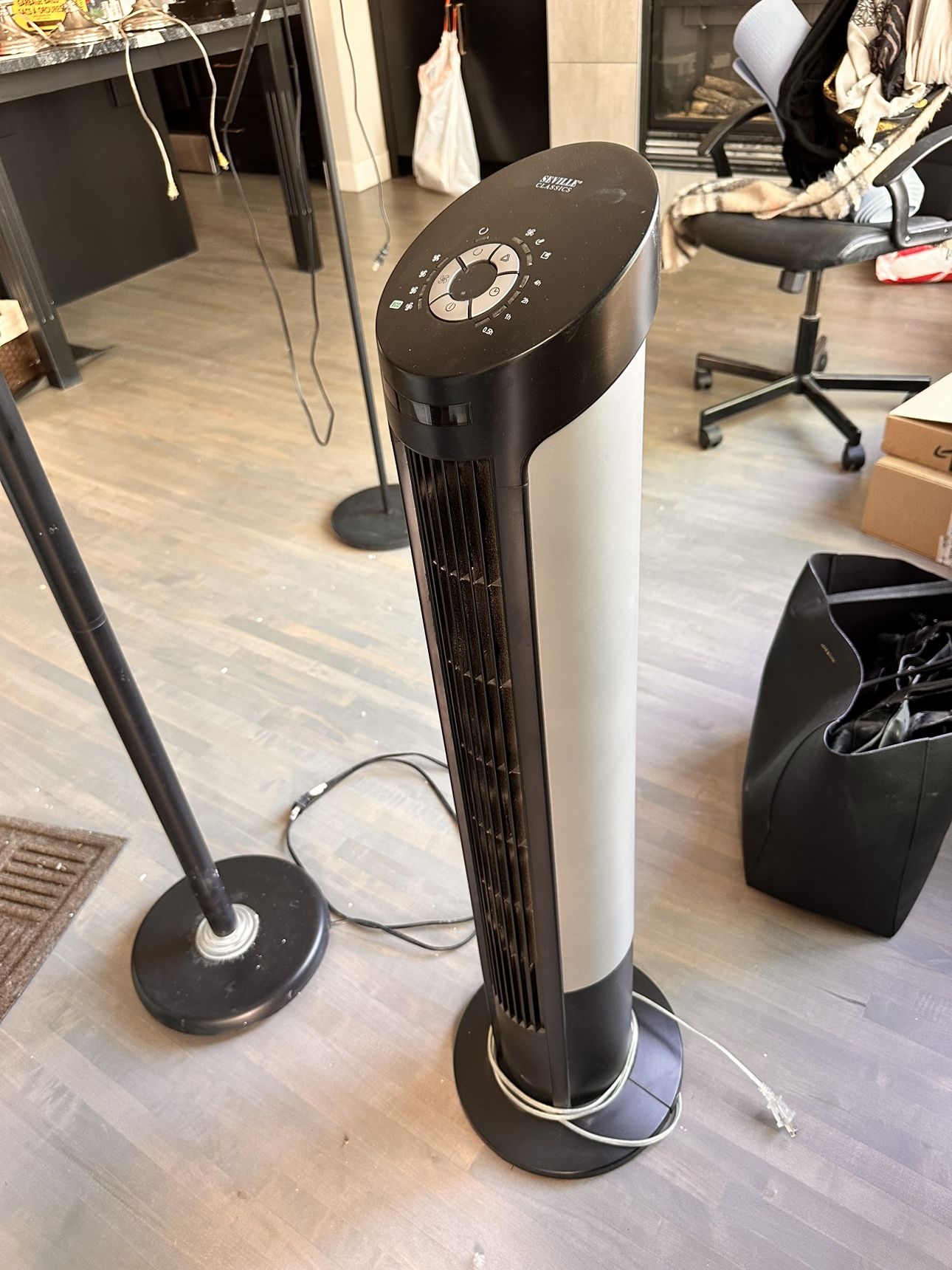 Oscillating fan - photo 2