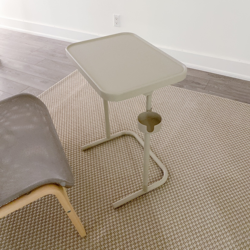 For Sale: Versatile Beige Laptop Stand - photo 2