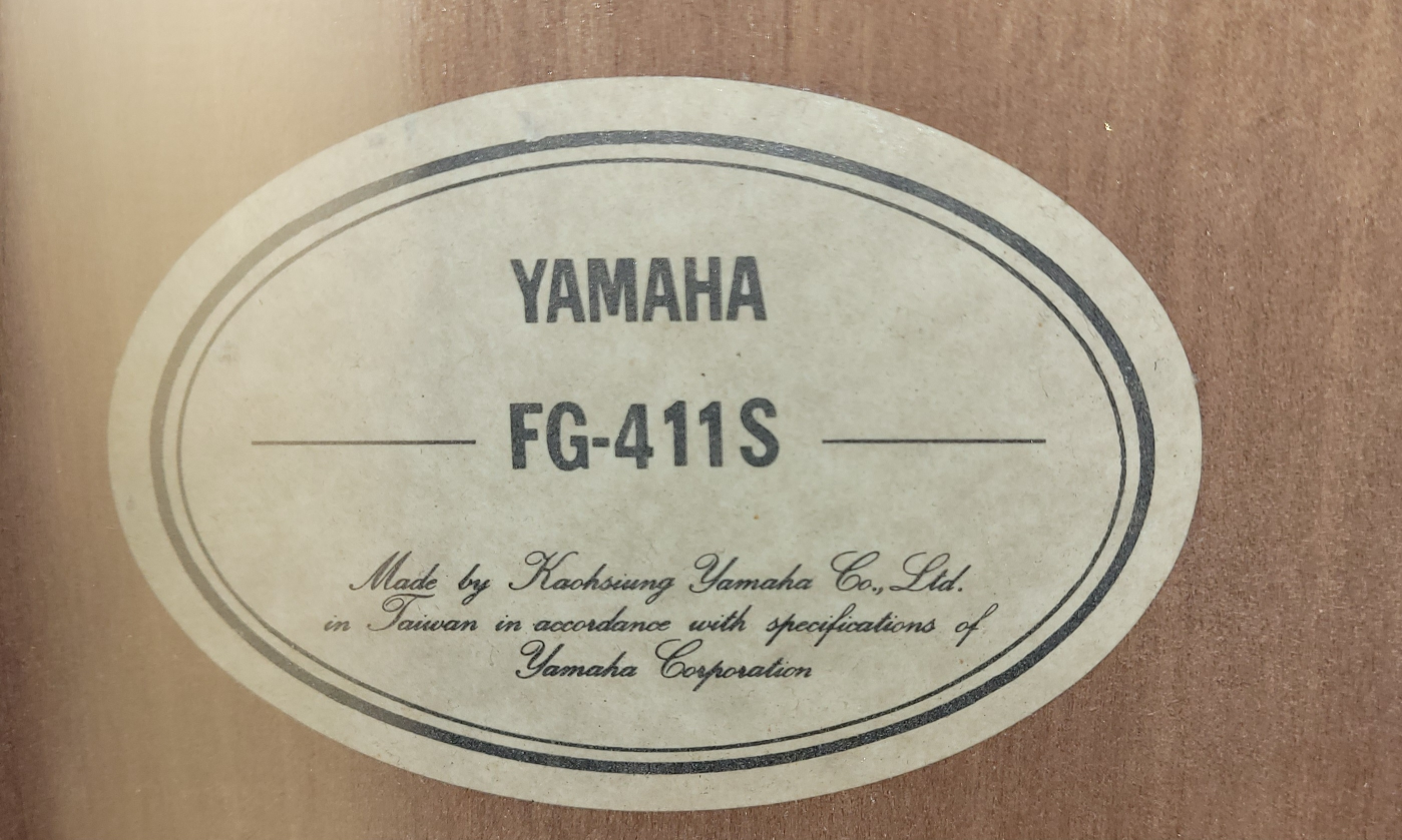Yamaha Acoustic Guitar FG-411S - photo 2