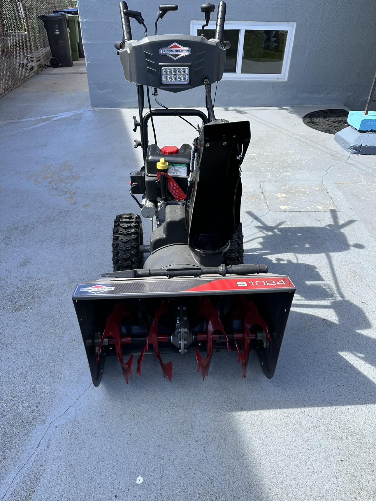 Snow blower