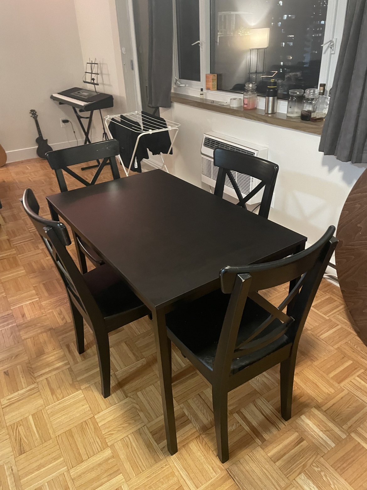 Dining table - Great condition - photo 2