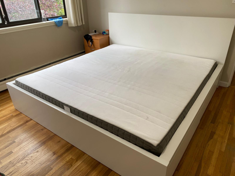 IKEA- Morgedal King size mattress 6-inches - photo 3