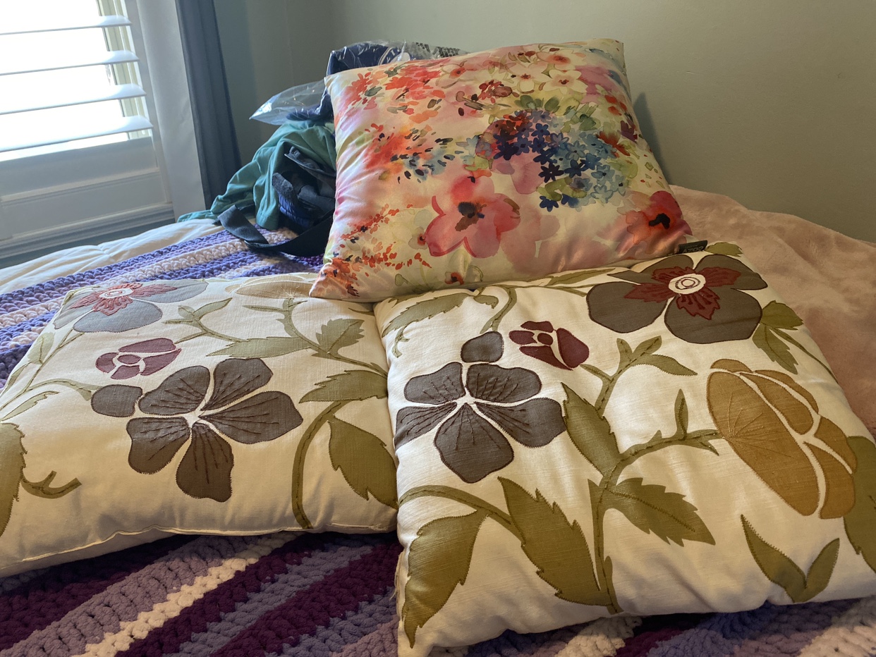 Pillows thumbnail