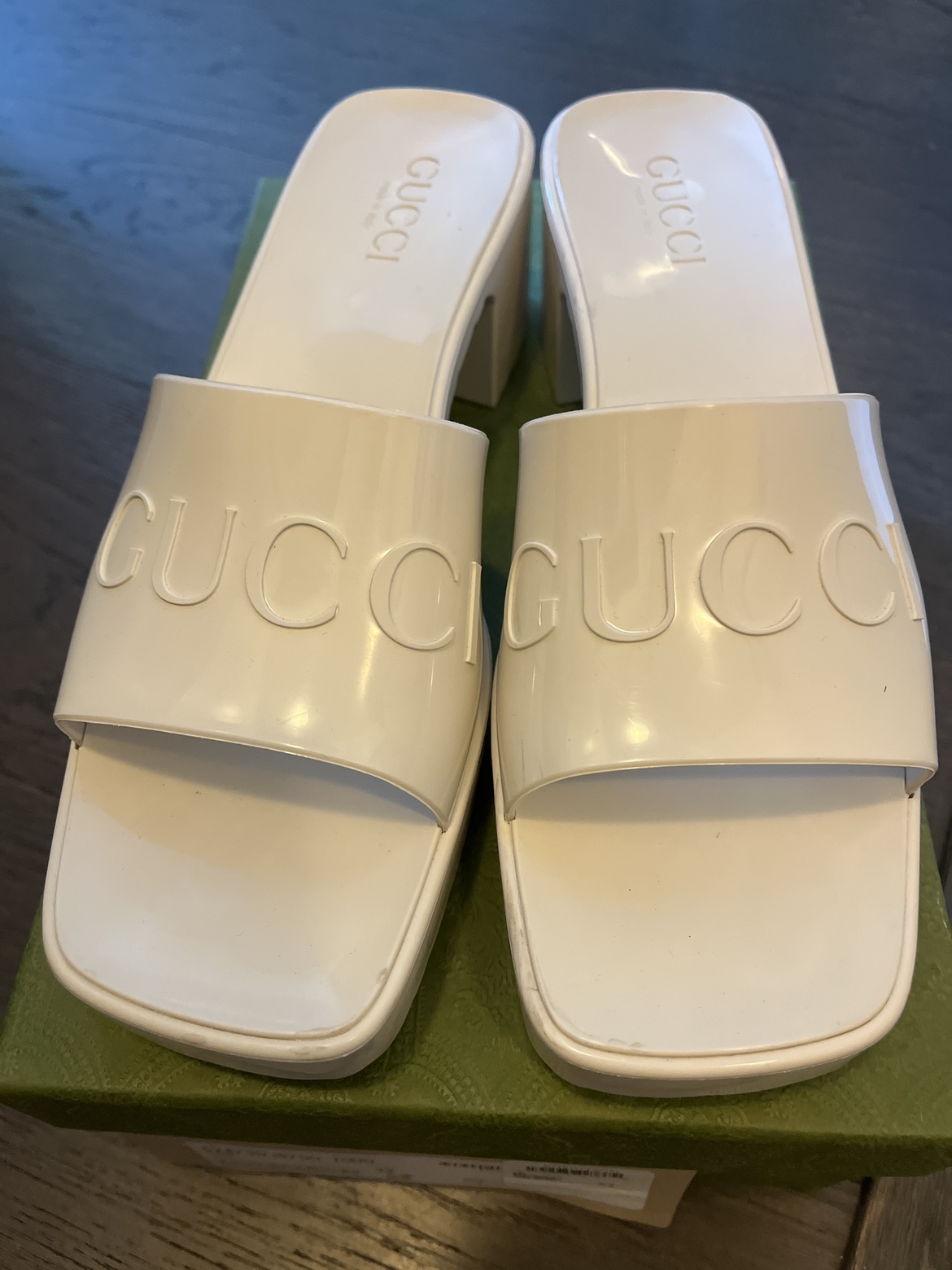 Gucci size 39