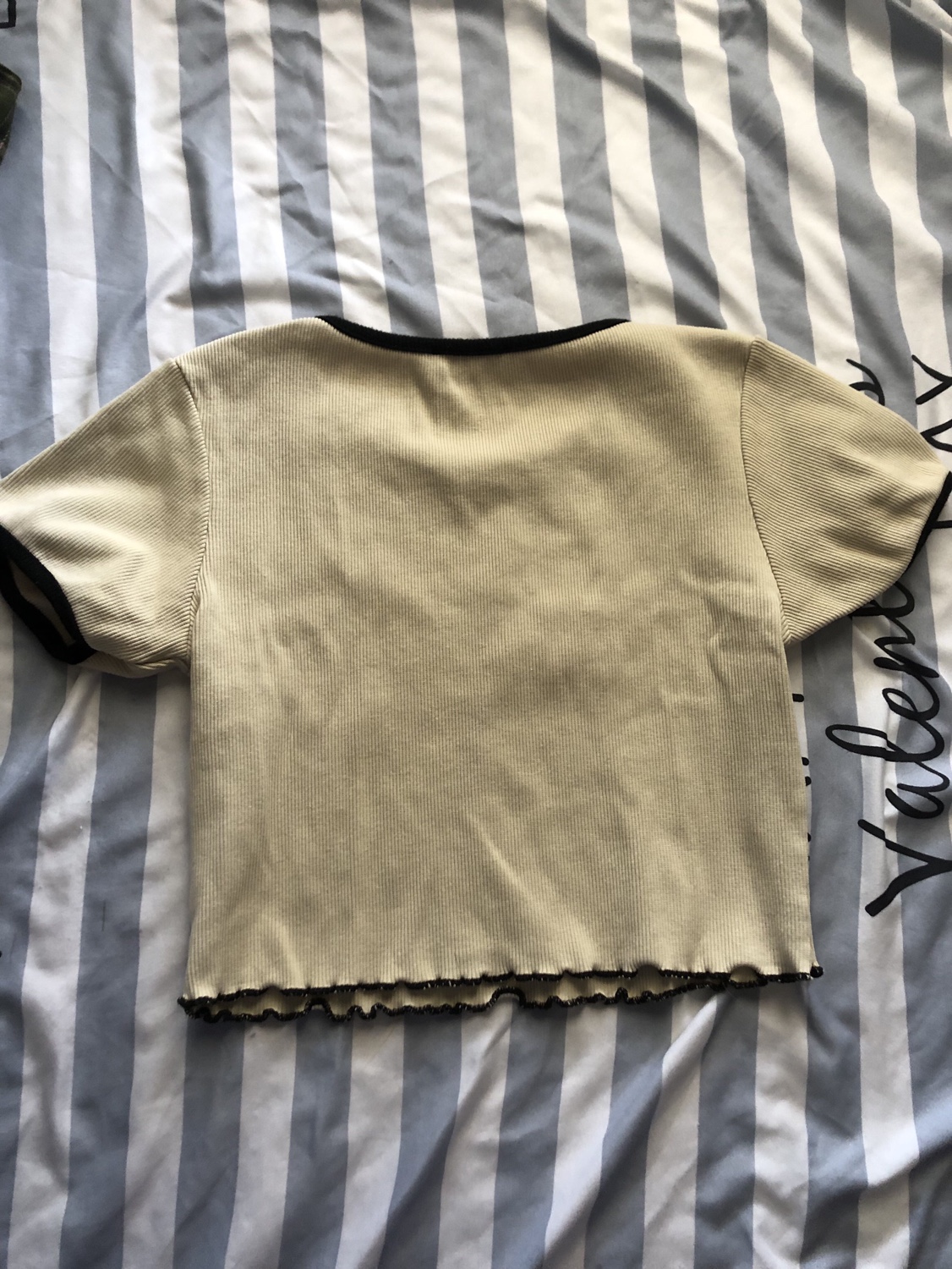 M size crop top from Turkey image indicator(2)