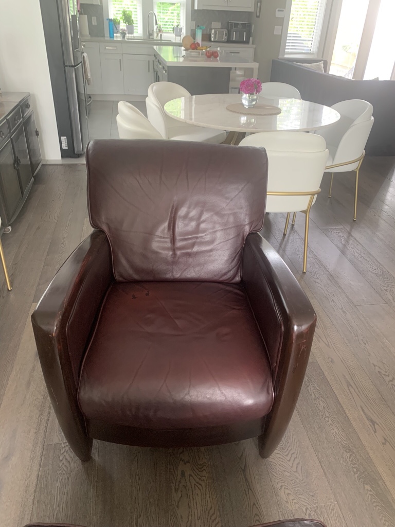 Italian leather Lounge chair and ottoman - photo 2