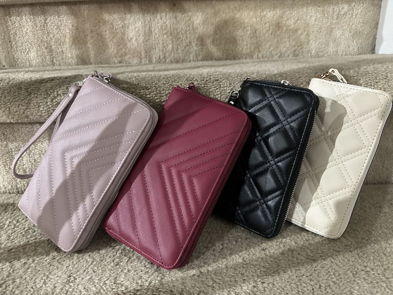 Ardene, Time And True Wallet. - photo 3