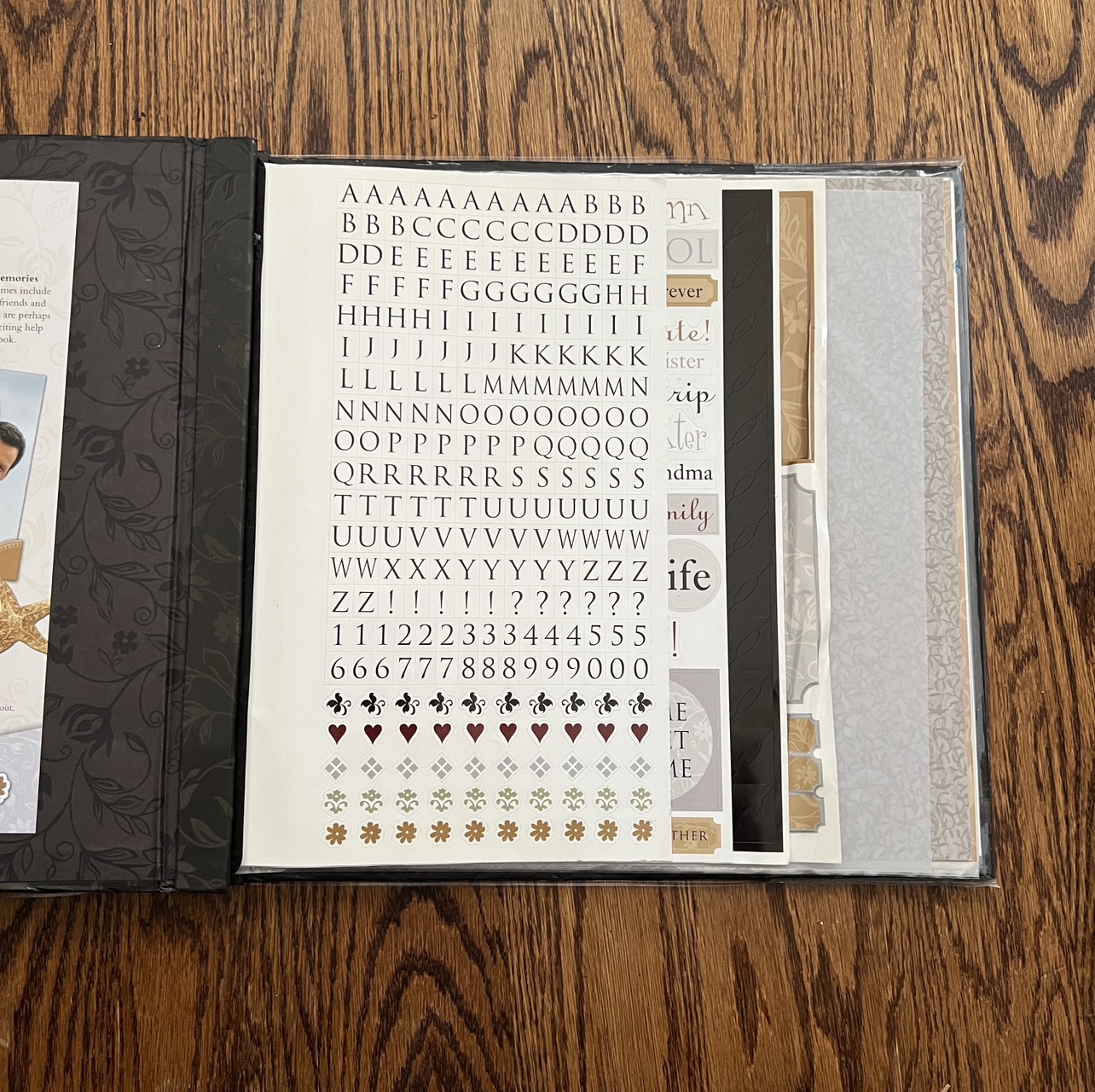 Scrapbook Kit - Brand New (still in plastic) image indicator(3)