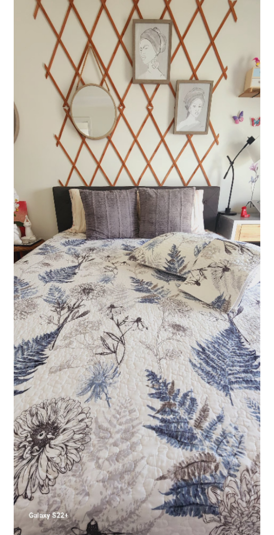 Queen Bed and Matress - photo 4