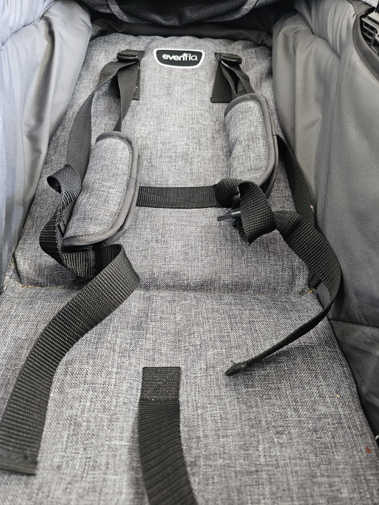 Used Evenflo travel system - photo 5