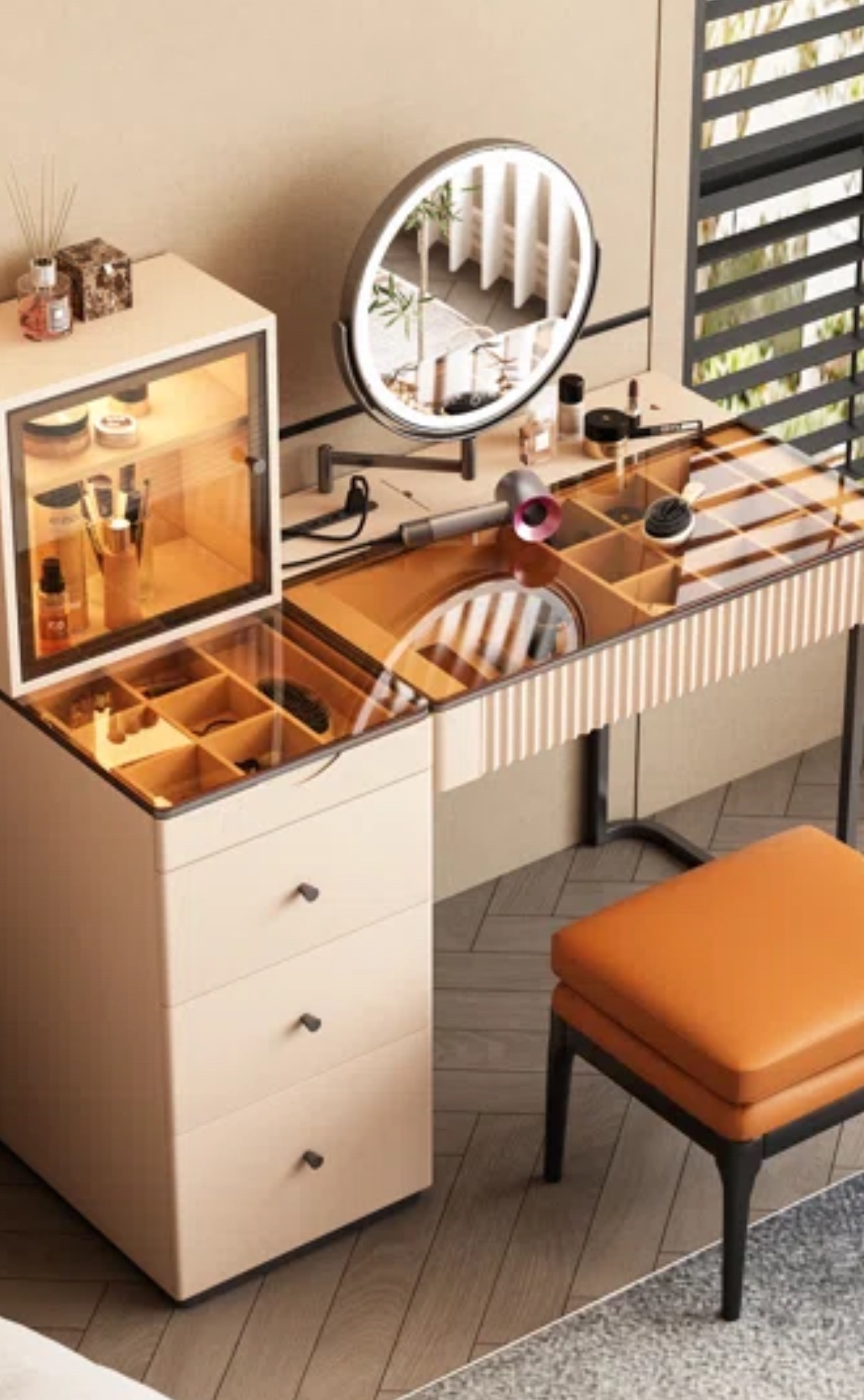Gorgeous vanity table - - photo 2