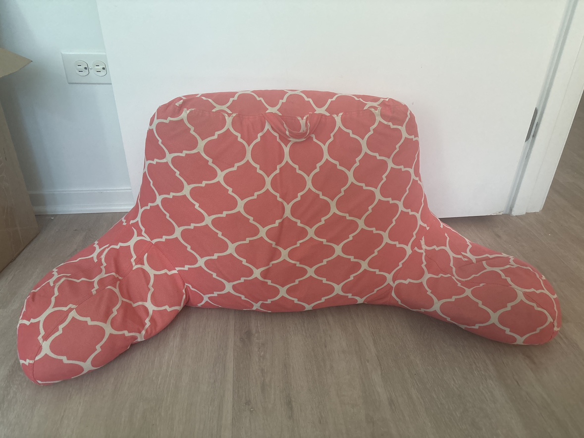 Free bed rest pillow