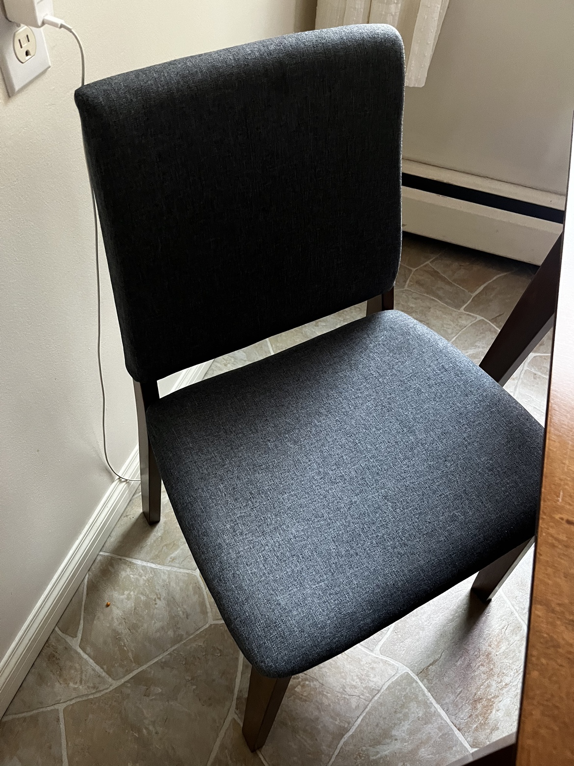 Dining table and chairs - photo 3