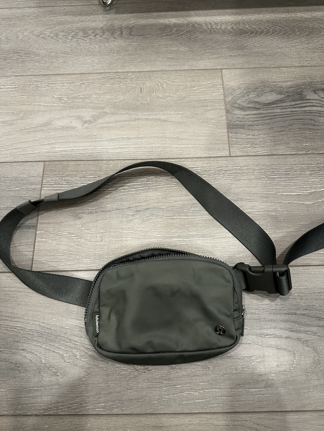 Lululemon everywhere belt bag 1L