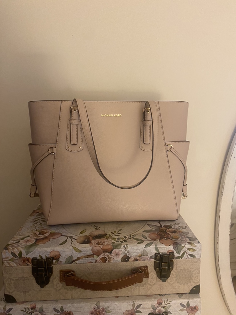 Michael Kors pink tote image indicator(7)