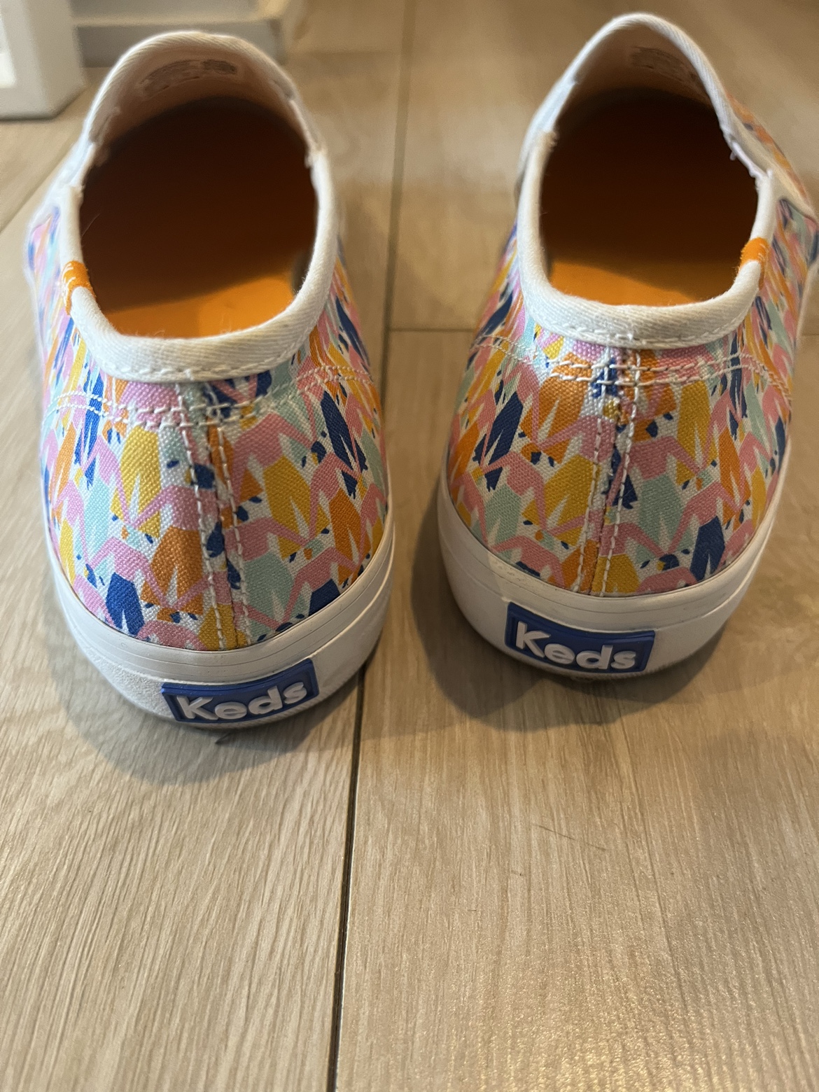 Keds woman’s shoe image indicator(4)