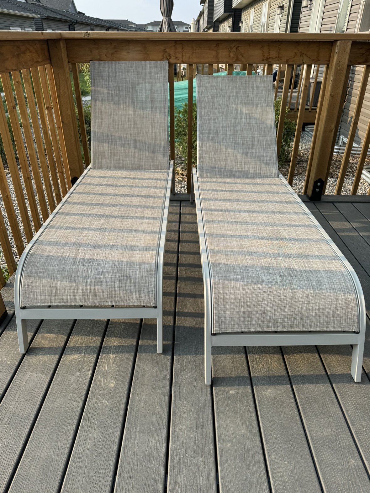 Outdoor Lounge Chairs