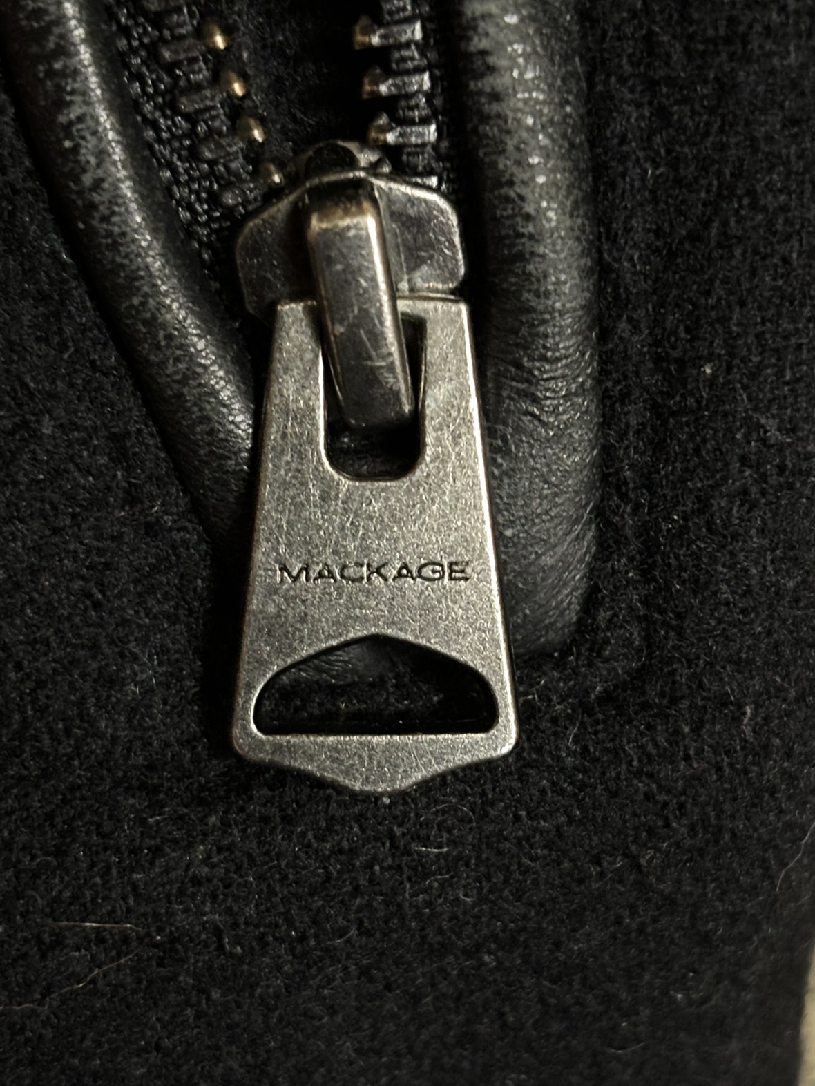 Mackage Nori 2 in 1 wool coat image indicator(4)