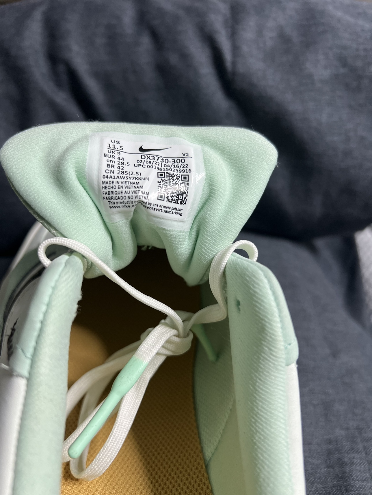 Nike Air Force One image indicator(3)