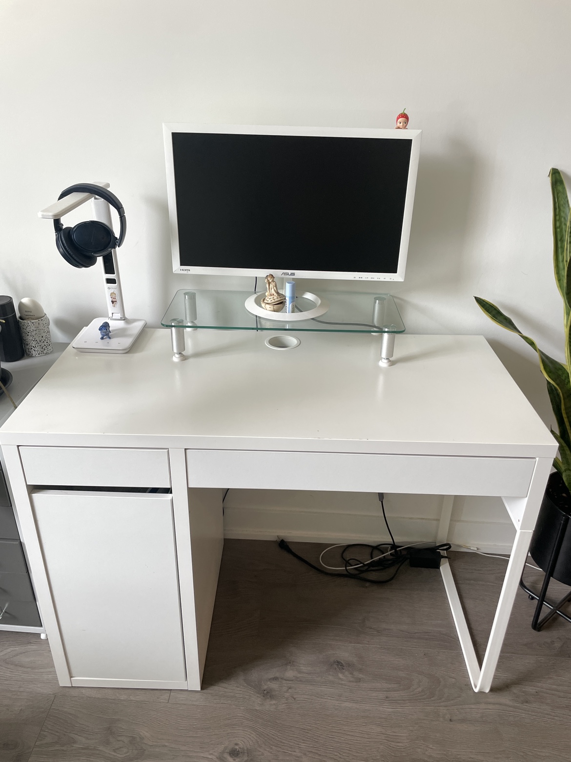 Ikea desk