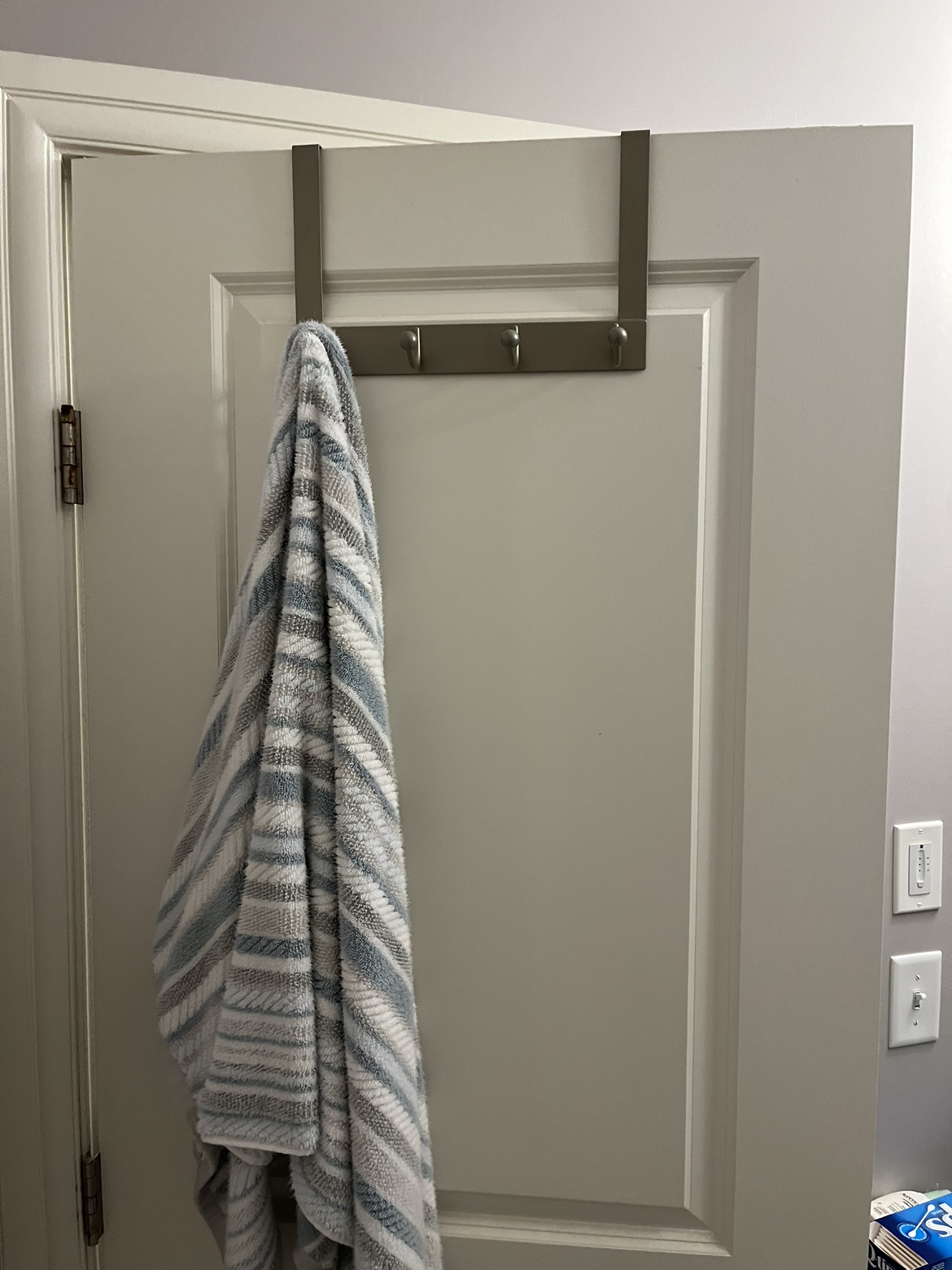 Bathroom towel Hanger - photo 3