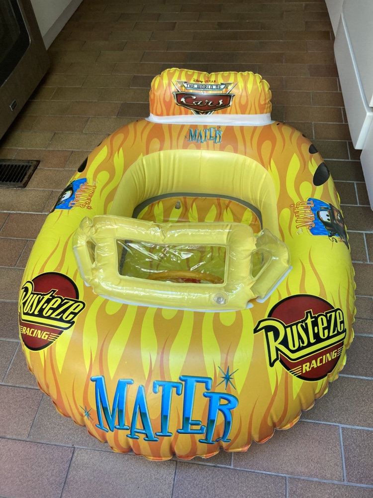 Inflatable pool float thumbnail