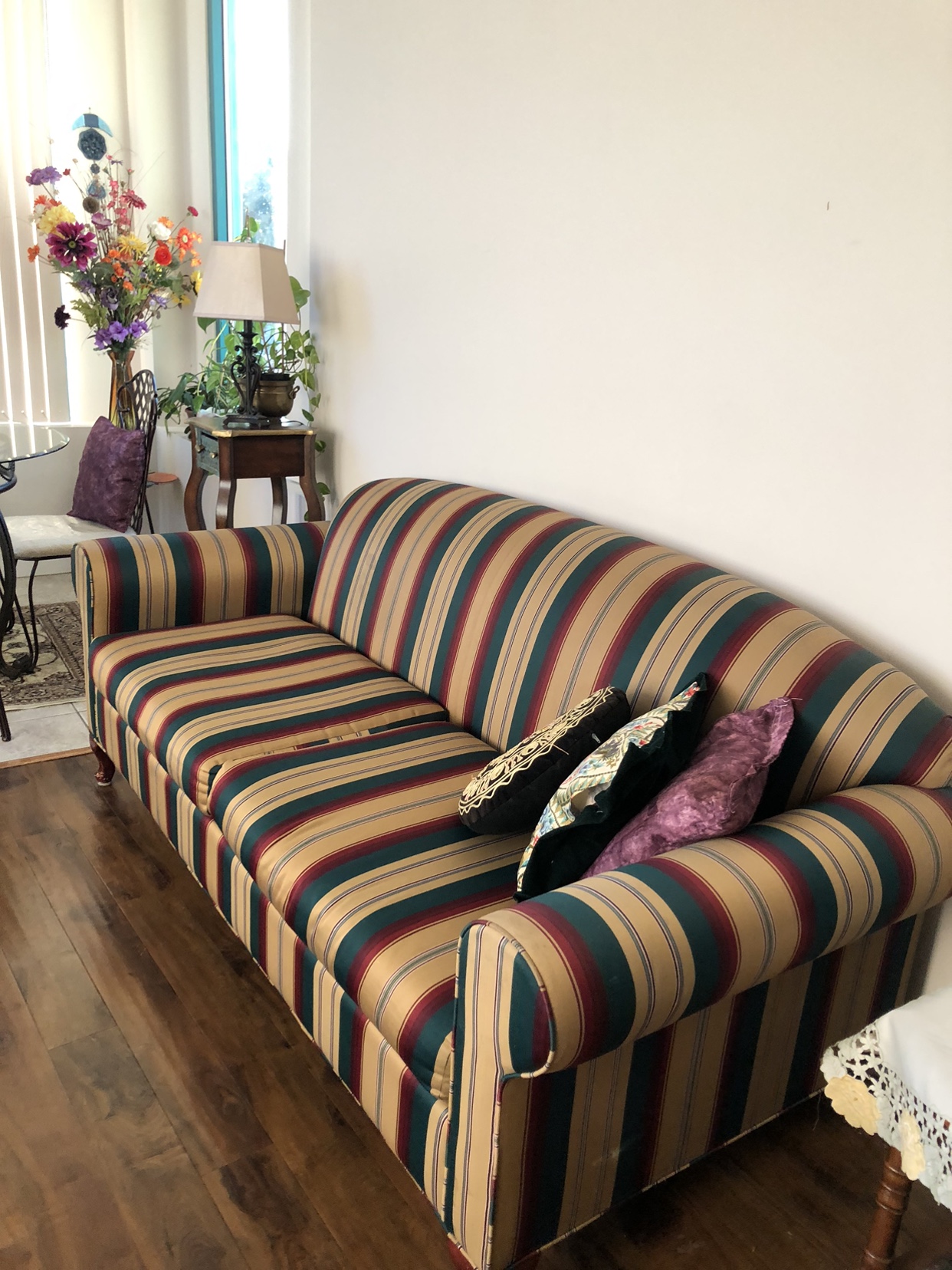Couch and loveseat - photo 3