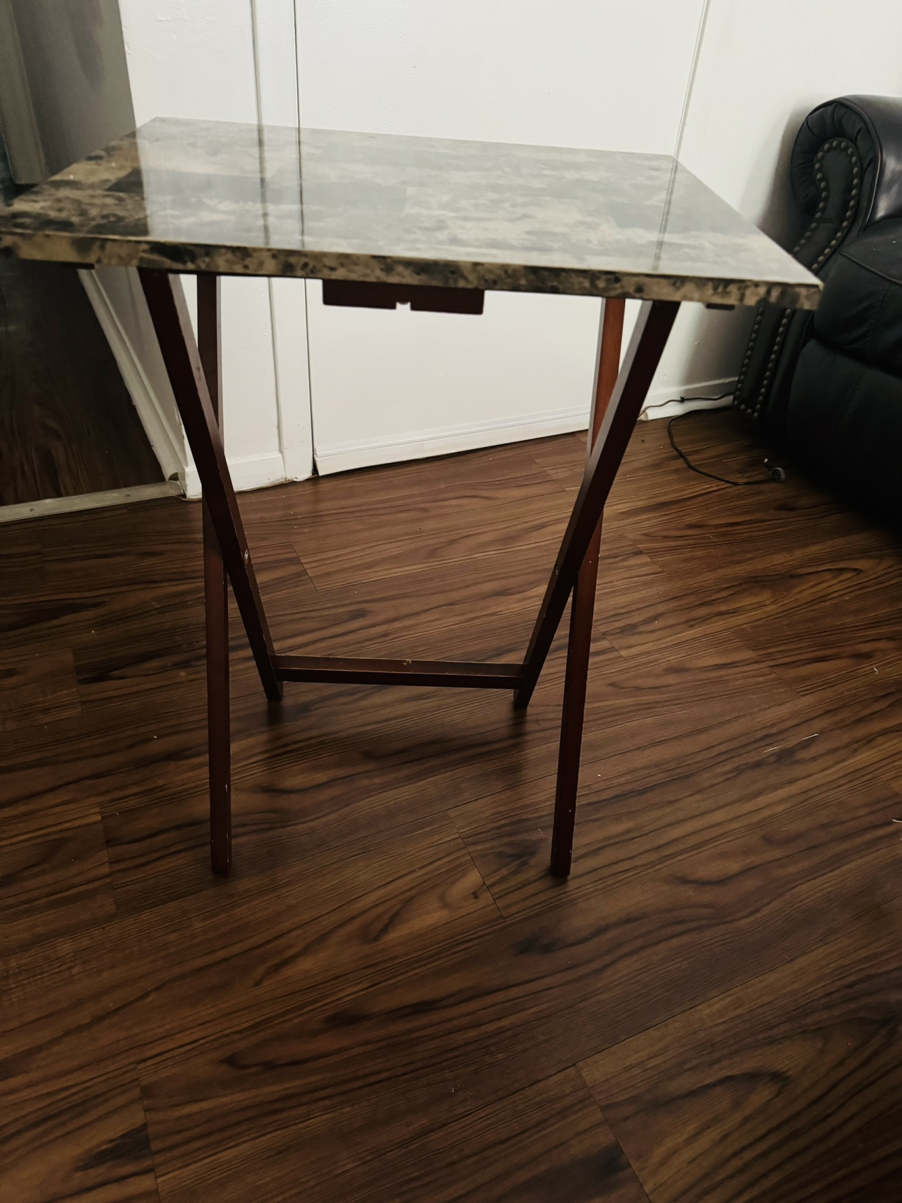 4 folding tv brown tables