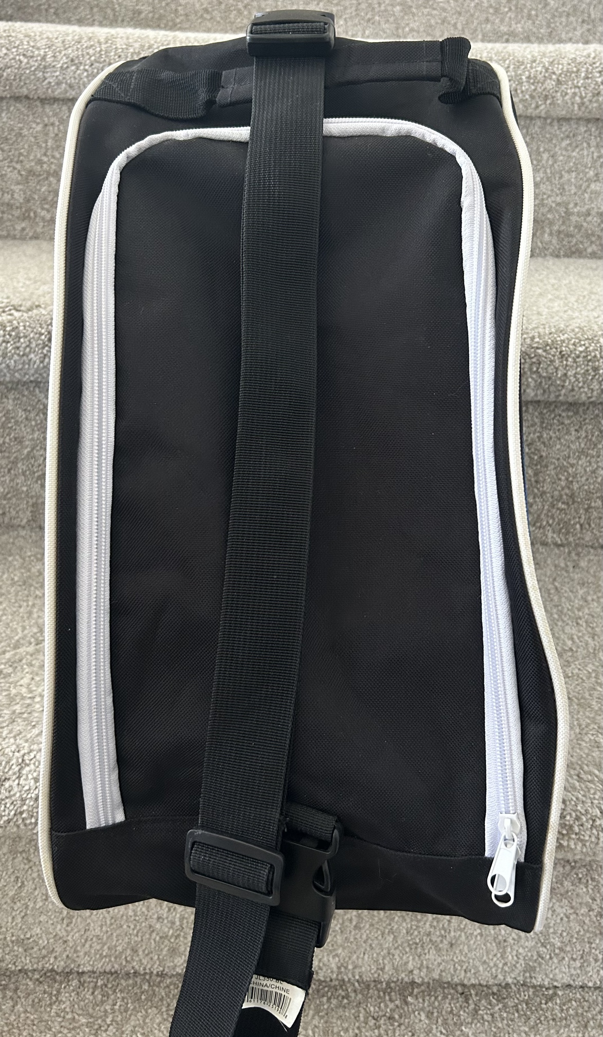 Junior girls figure skates with skate bag image indicator(5)