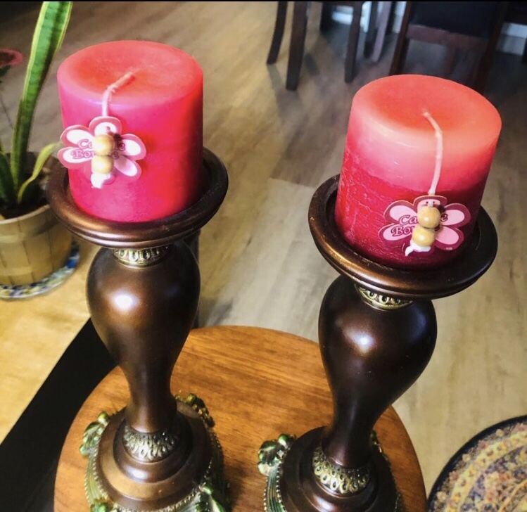 2 Beautiful Wooden Candle Holder with Candles included - photo 2