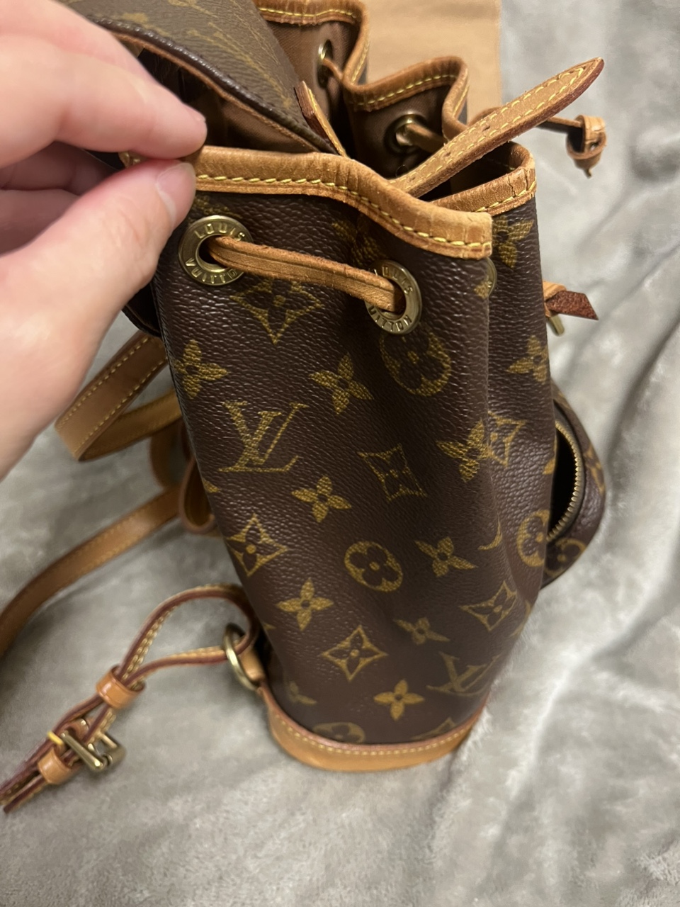 Authentic LV Montsoursi PM - photo 4