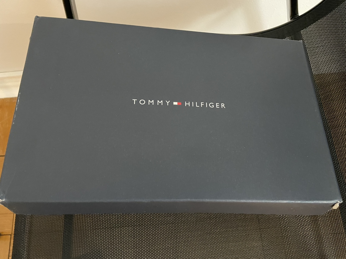 Brand new Tommy sneakers US 8 - photo 5