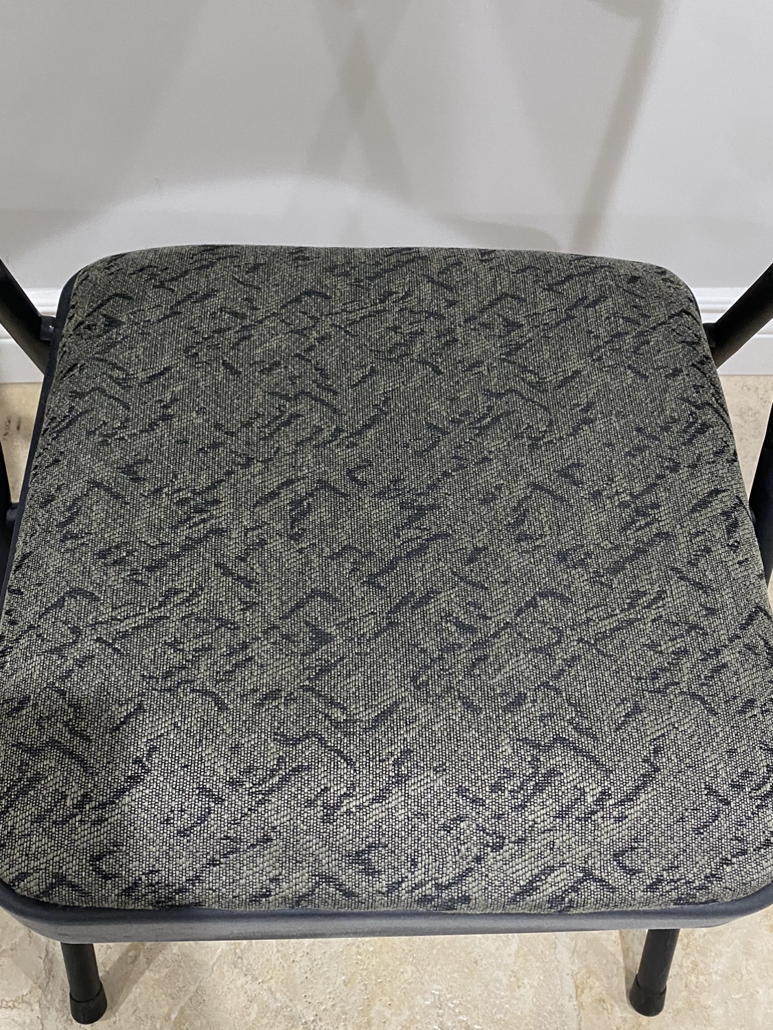 Folding Chairs - photo 3