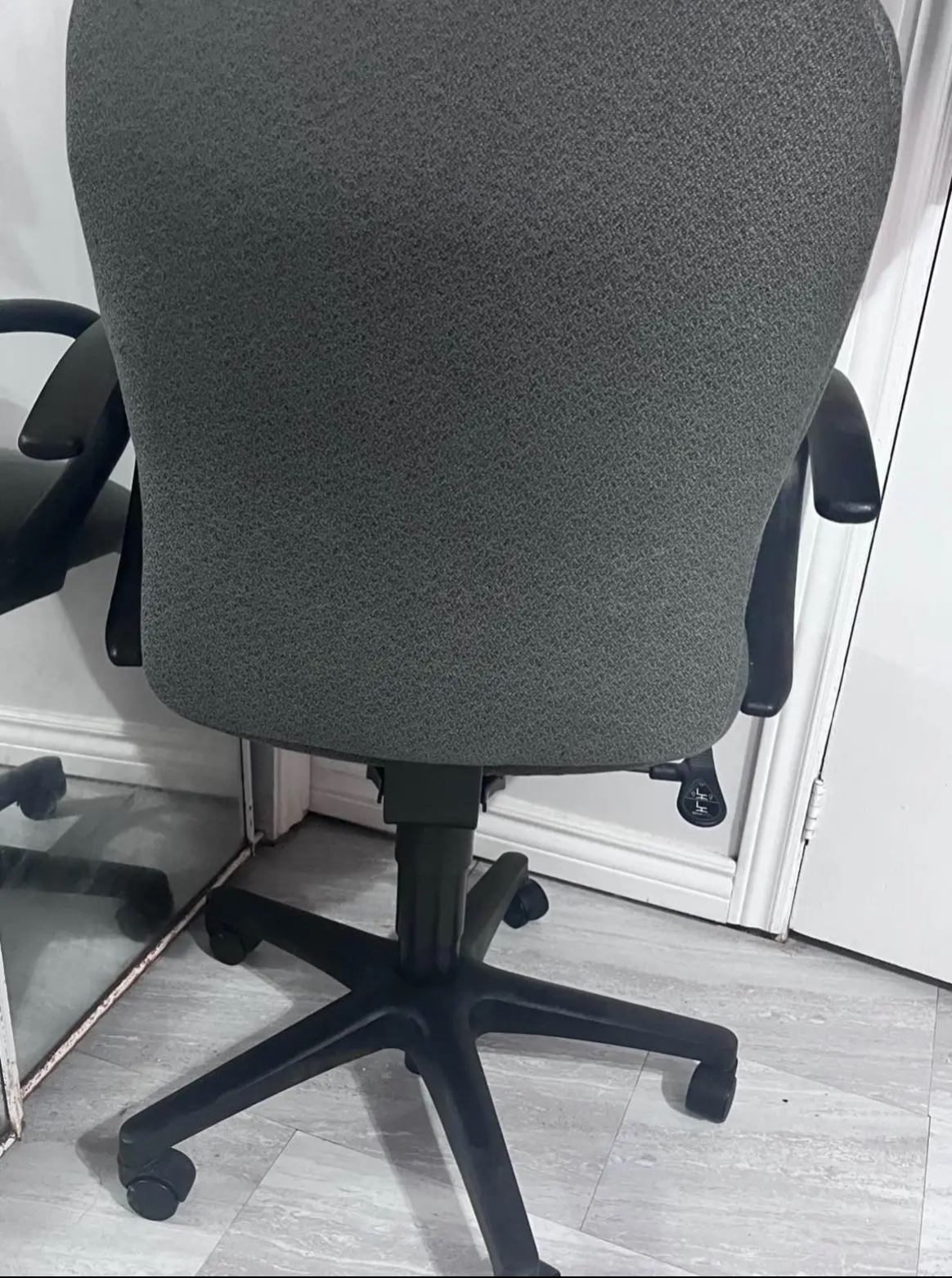 Office Chair - photo 2