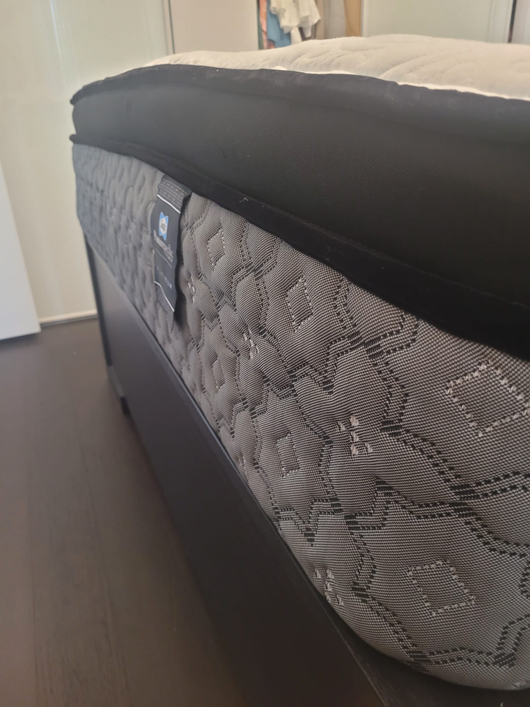 Queen bed frame and mattress - photo 2