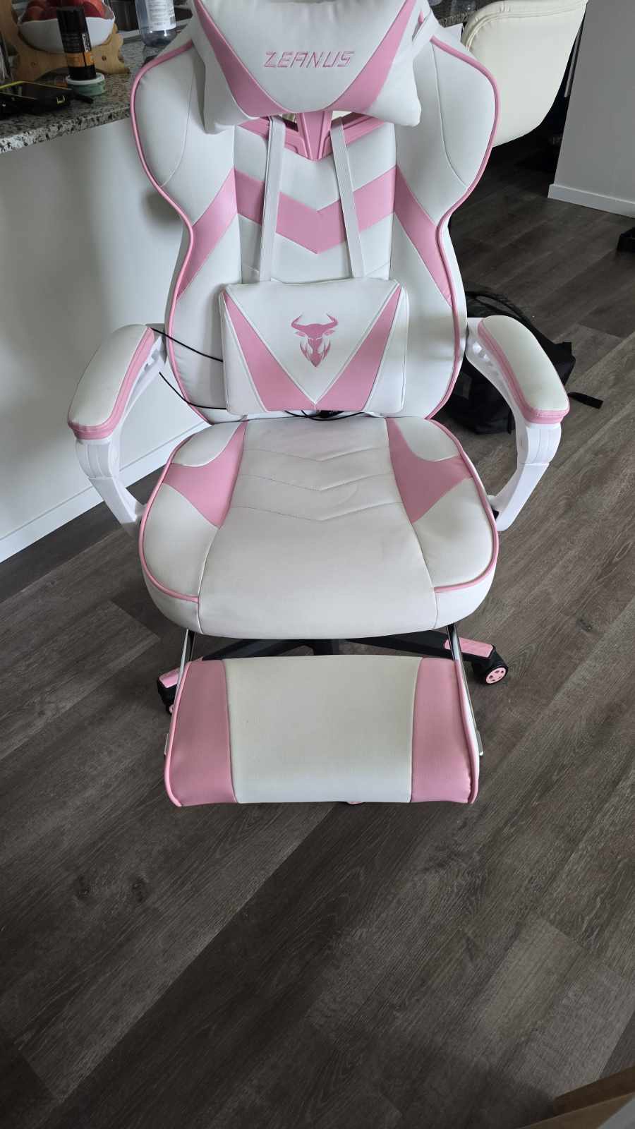 Zeanus Gaming Chair - photo 2