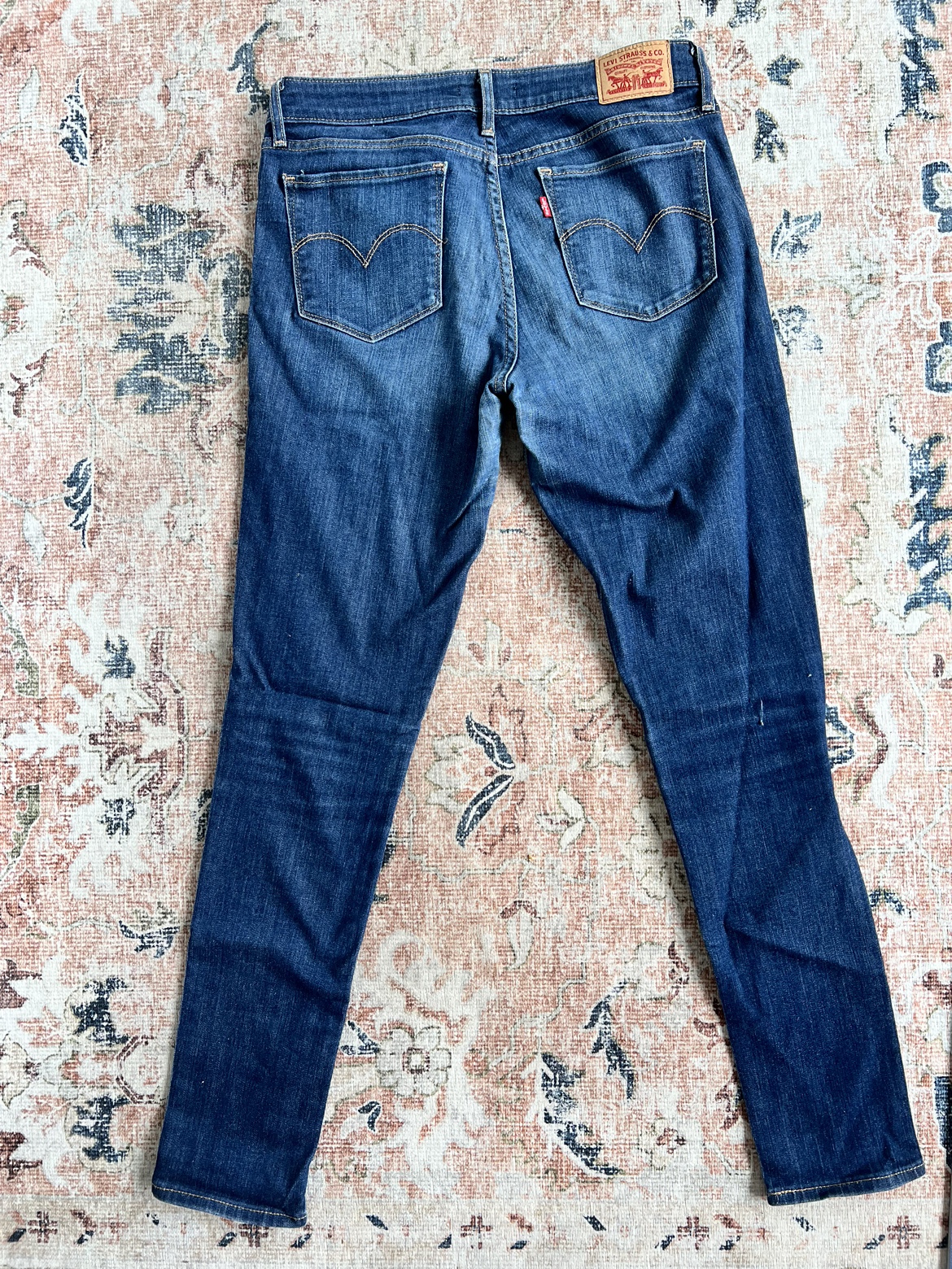 Levi’s 711 image indicator(4)