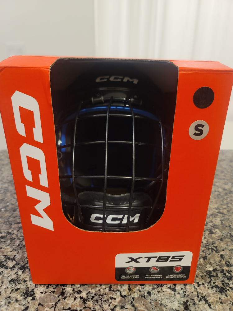 CCM Ice Hockey Helmet - photo 3