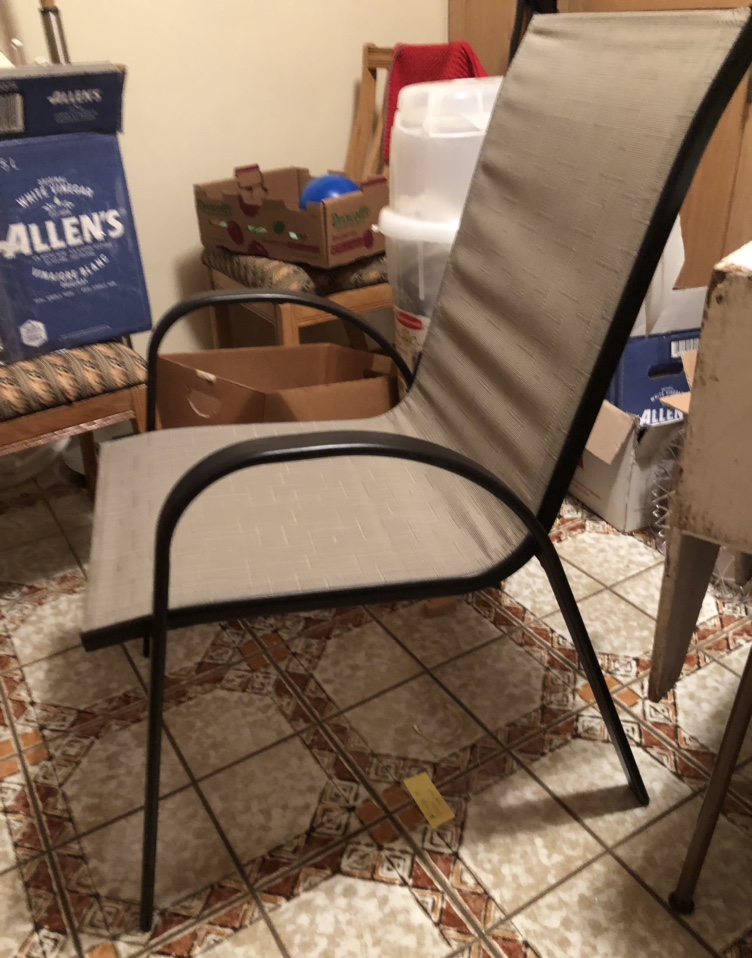 ❗️Discounted❗️Patio Chair at moms located NE edmonton image indicator(3)