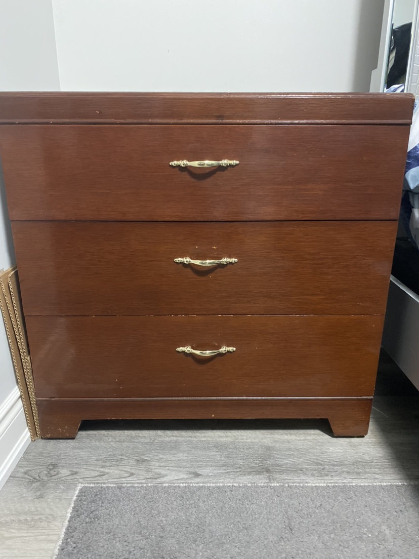 2 cabinets 3 drawers