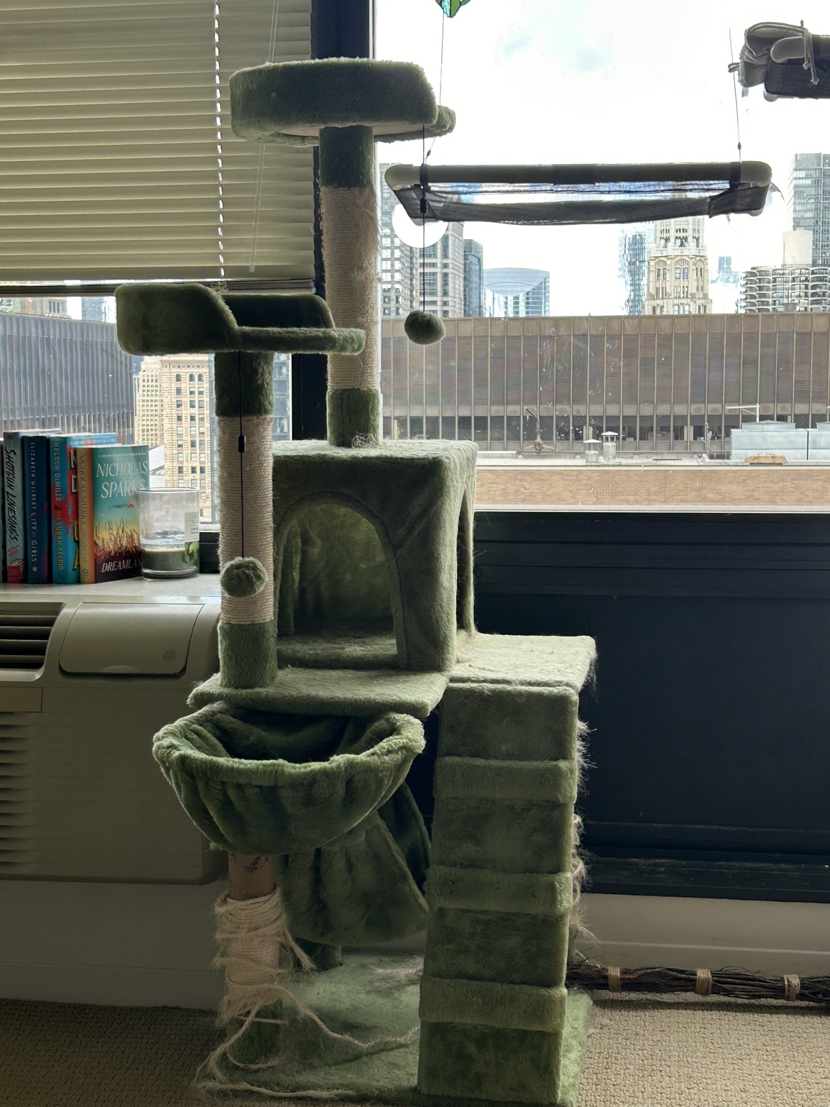 Green cat tree
