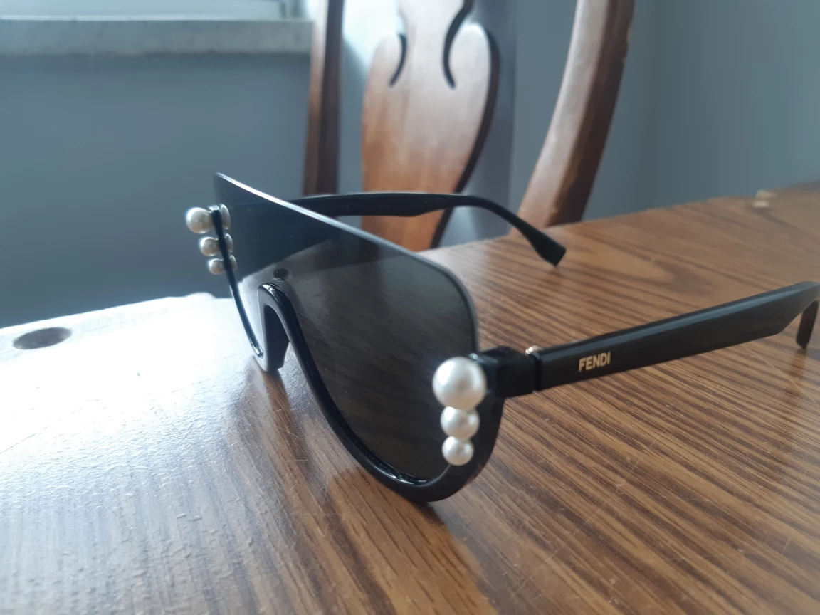 AUTHENTIC FENDI SUNGLASSES FOR WOMEN $45