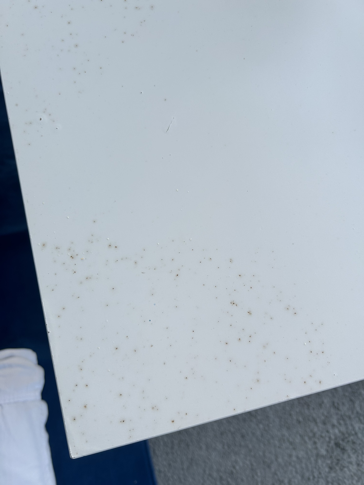 White Coffee Table - photo 2